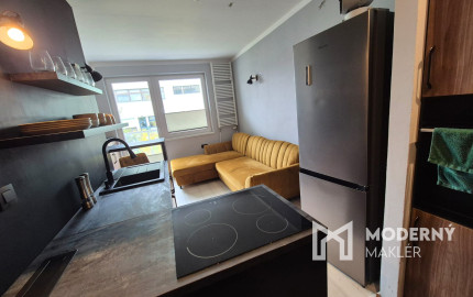 REZERVOVANÉ: Na prenájom útulná garsónka s balkónom v centre Žiliny