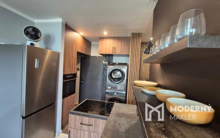 REZERVOVANÉ: Na prenájom útulná garsónka s balkónom v centre Žiliny