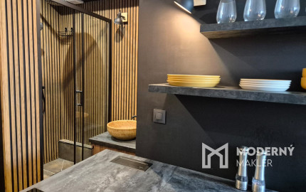 REZERVOVANÉ: Na prenájom útulná garsónka s balkónom v centre Žiliny