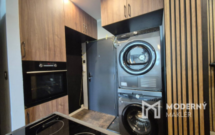 REZERVOVANÉ: Na prenájom útulná garsónka s balkónom v centre Žiliny