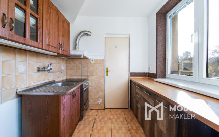 Na predaj priestranný 3-izbový byt v Zákamennom