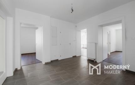 Na predaj rodinný dom s garážou vo Vrútkach