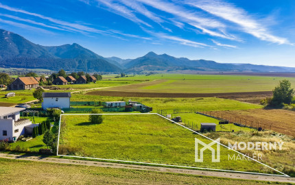 Na predaj pozemok v lokalite Karlová