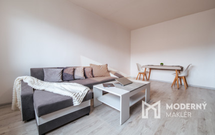 REZERVOVANÉ Na predaj 2-izbový byt s loggiou v Martine