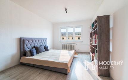 REZERVOVANÉ Na predaj 2-izbový byt s loggiou v Martine