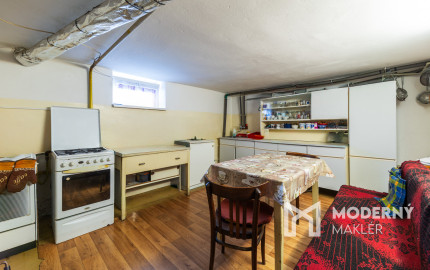 Nová znížená cena! Na predaj 5-izbový rodinný dom s veľkou záhradou v Novej Vsi nad Váhom