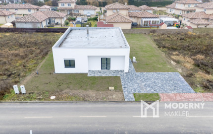 Na predaj 4-izbový rodinný dom v Chorvátskom Grobe