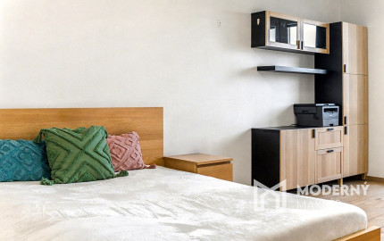 REZERVOVANÉ: Na predaj moderný 2-izbový byt na Zlatovskej ulici v Trenčíne