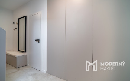 Na prenájom štýlový 3-izbový mezonet v historickom centre Trnavy