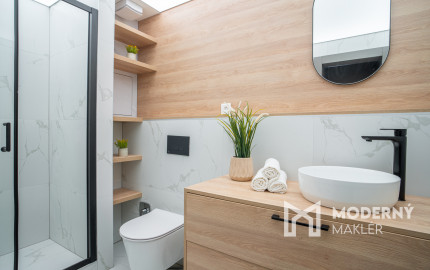 Na prenájom exkluzívny 2-izbový byt s terasou v centre Bratislavy