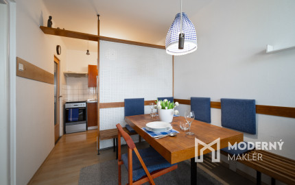 Na predaj štýlový 3-izbový byt v centre Starej Turej