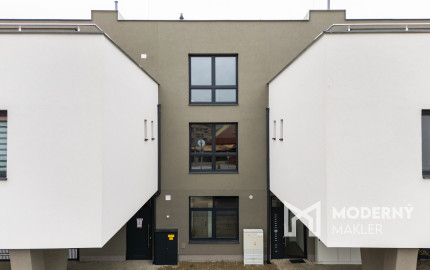 Na predaj 3-izbový byt v Trenčíne