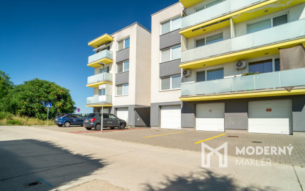 Na predaj parkovacie miesto v Senci na Slávičej ulici