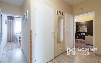 Na predaj 4-izbový byt vo Vrbovom