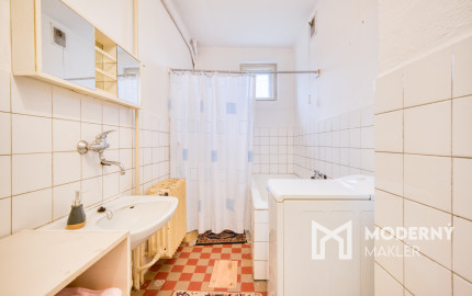 Na predaj rodinný dom vhodný na rekonštrukciu v Uhrovci