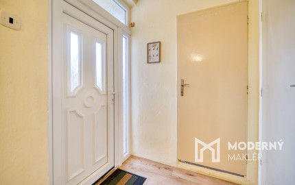 Na predaj rodinný dom vhodný na rekonštrukciu v Uhrovci