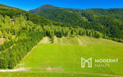 Na predaj rovinatý pozemok v obci Šútovo