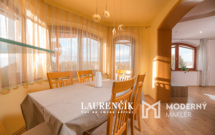 Na predaj veľkorysý 7-izbový rodinný dom v obci Podlužany