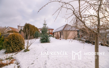 Na predaj veľkorysý 7-izbový rodinný dom v obci Podlužany