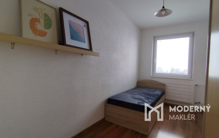 Na prenájom 3-izbový byt v Bánovciach nad Bebravou