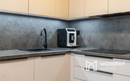 Na predaj 3-izbový byt v Trenčíne