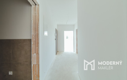 Na predaj moderný 4-izbový byt s vlastnou záhradou