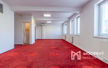 Na prenájom kancelársky priestor v Poprade (Starý Juh)