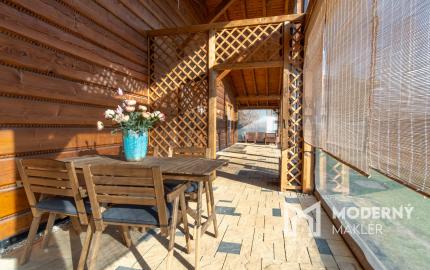 Na predaj dom snov–rodinné sídlo s jazierkom na kúpanie a panoramatickým výhľadom na Vysoké Tatry