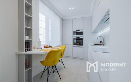 Na predaj luxusne zrekonštruovaný 3-izbový byt ulica Tyršová Humenné