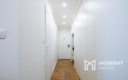 Na predaj luxusne zrekonštruovaný 3-izbový byt ulica Tyršová Humenné