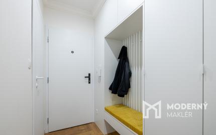 Na predaj luxusne zrekonštruovaný 3-izbový byt ulica Tyršová Humenné