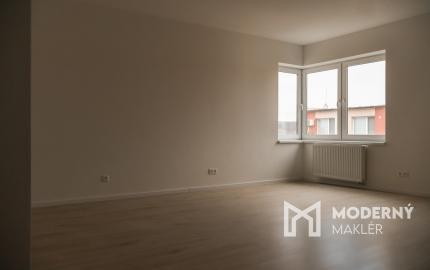 Na predaj 1-izbový byt Bánovce nad Bebravou - Dubnička