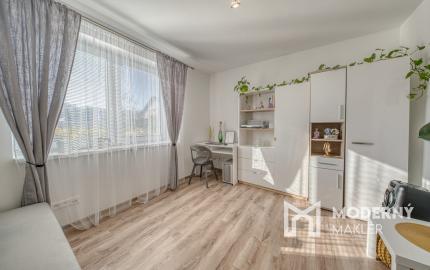 Na predaj kompletne zariadený rodinný dom vo Voderadoch