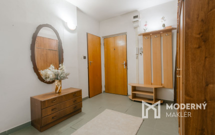 REZERVOVANÉ: Na predaj 3-izbový byt s investičným potenciálom v Žiline