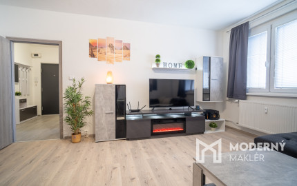 REZERVOVANÉ: Na predaj útulný 2-izbový byt vo Vrábloch