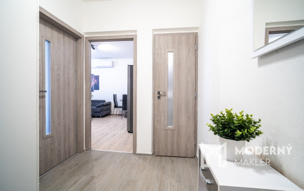 REZERVOVANÉ: Na predaj útulný 2-izbový byt vo Vrábloch