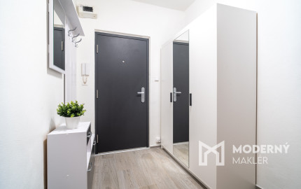 REZERVOVANÉ: Na predaj útulný 2-izbový byt vo Vrábloch