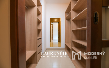 NA PREDAJ | 3-izbový byt s nadštandardnou výmerou v Trenčíne na ul. Liptovská