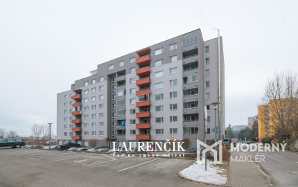 NA PREDAJ | 3-izbový byt s nadštandardnou výmerou v Trenčíne na ul. Liptovská