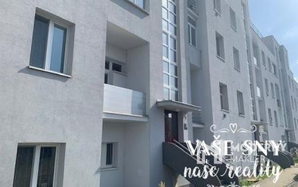 Na prenájom  veľký, zariadený 2 izb byt mestská časť SIHOŤ 1  v Trenčíne .