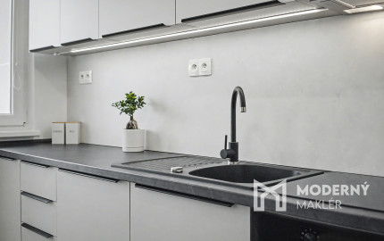 REZERVOVANÉ Na predaj moderný 3-izbový byt v Martine/Priekopa