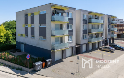 Na predaj 3-izbový byt v tichej časti Senca s parkovaním