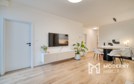 Na predaj zariadený 2-izbový byt s balkónom v Rovinke