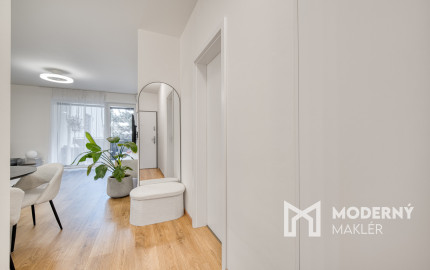 Na predaj zariadený 2-izbový byt s balkónom v Rovinke