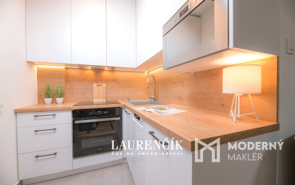 NA PREDAJ | Kompletne zrekonštruovaný 2-izbový byt v Trenčíne