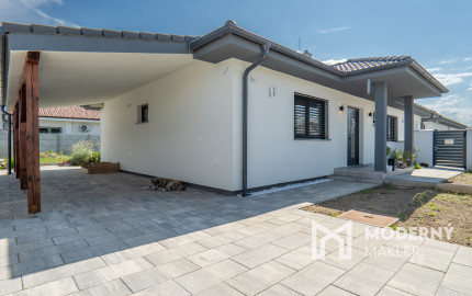 Na predaj novostavba s garážou a dvoma kúpeľňami v Senci