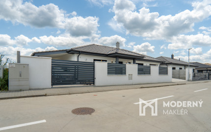 Na predaj novostavba s garážou a dvoma kúpeľňami v Senci