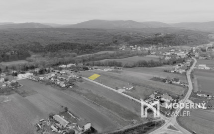 Na predaj pozemok v Pochabanoch