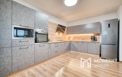 Na predaj príjemný 4-izbový byt so záhradou v Tomášove