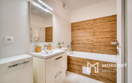 Na predaj príjemný 4-izbový byt so záhradou v Tomášove